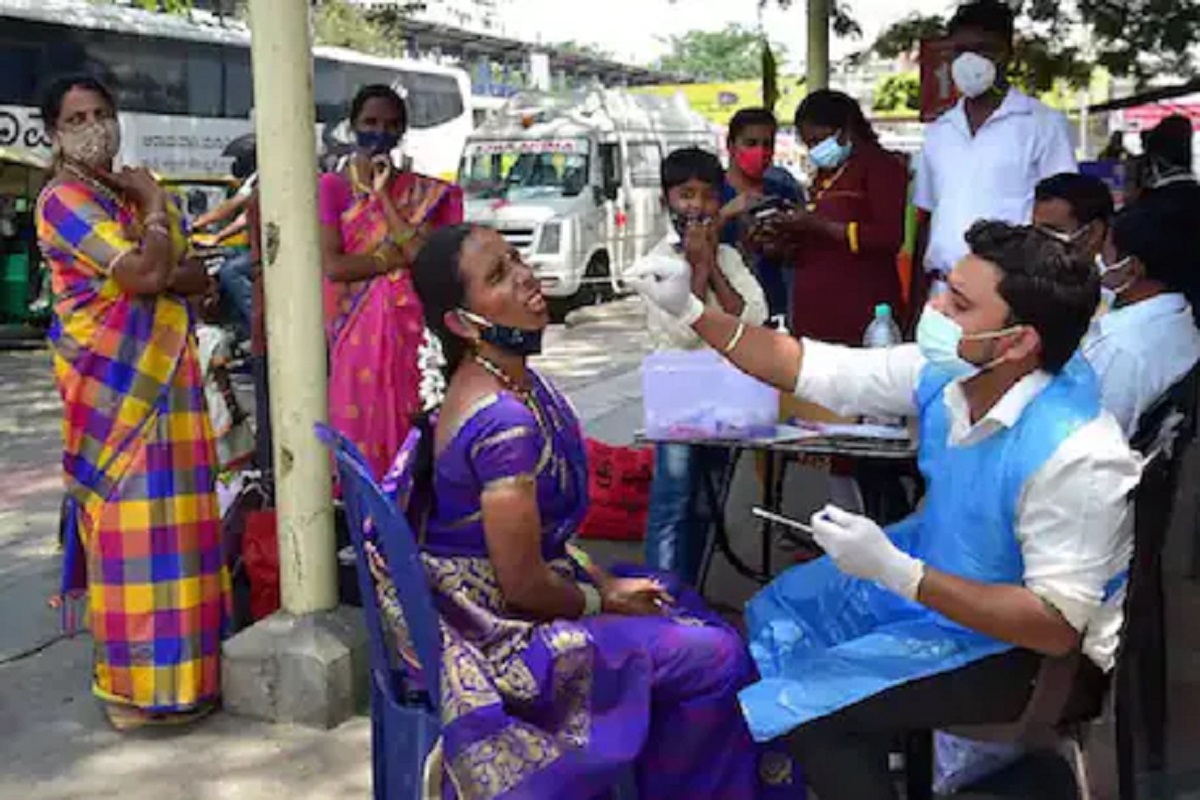 दिलासादायक! राज्यात Corona रुग्णसंख्येत घट; मुंबईतील रिकव्हरी रेटही वाढला