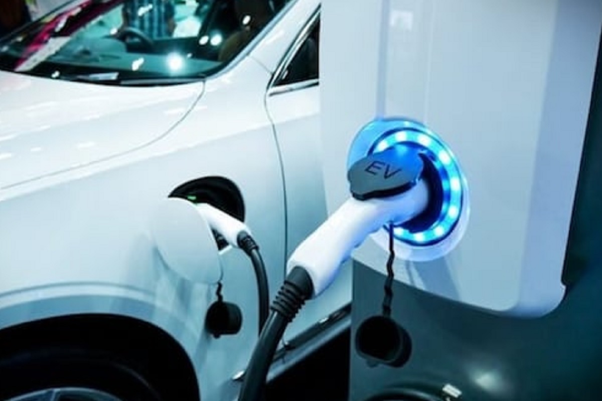 राज्यात लवकरच नवी Electric Vehicle पॉलिसी; मुंबईसह या शहरांवर होणार परिणाम