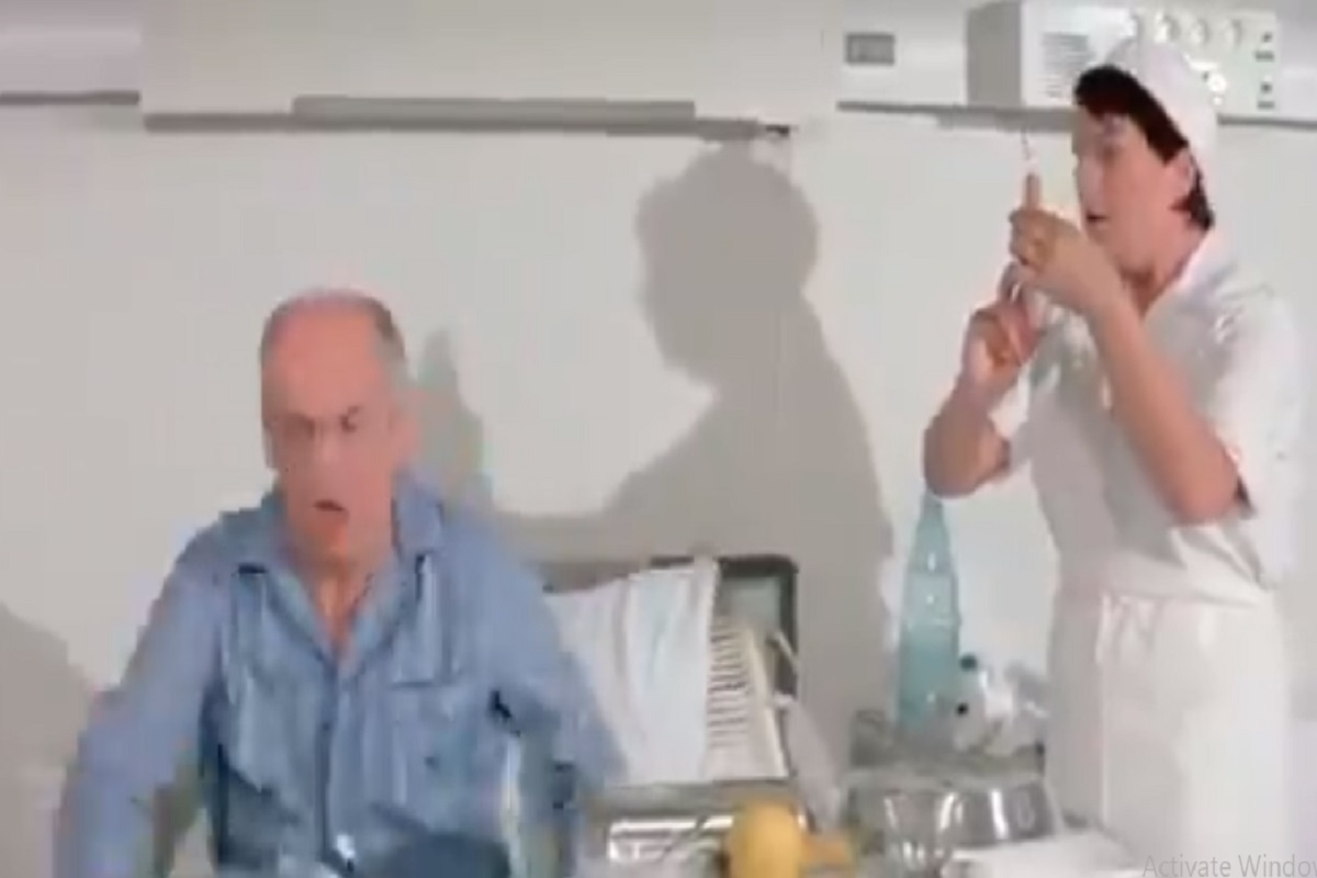 इंजेक्शनच्या भीतीने पळत सुटले आजोबा; मग नर्सने काय केलं ते तुम्हीच पाहा VIDEO