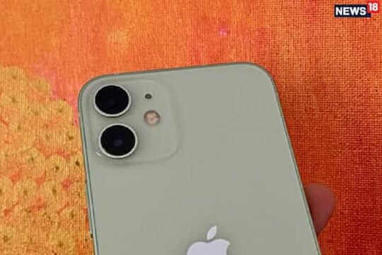 आतापर्यंतच्या सर्वात कमी किमतीत मिळतोय Apple चा हा पॉप्युलर iPhone, पाहा ऑफर