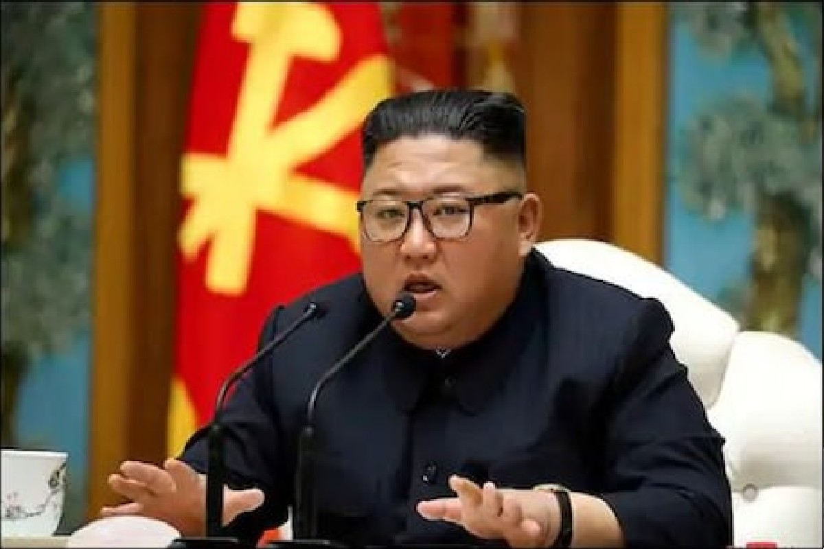 किम जोंगची सटकली, मोबाईल वापरला म्हणून 10 जणांना जाहीर मृत्युदंडाची शिक्षा