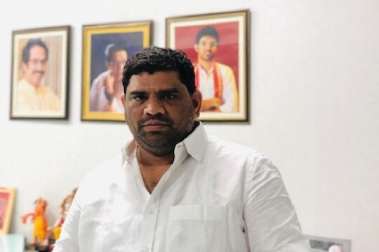 स्वस्तात पेट्रोल देण्याचा उपक्रम शिवसेना आमदार वैभव नाईकांना पडला महागात