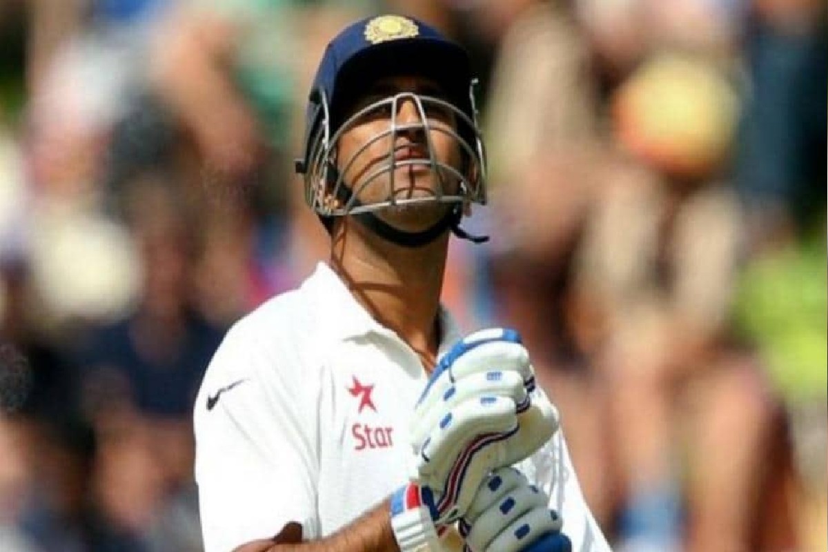 रोहितच्या सहकाऱ्याची कमाल, धोनीचा 15 वर्षांपूर्वीचा रेकॉर्ड मोडला