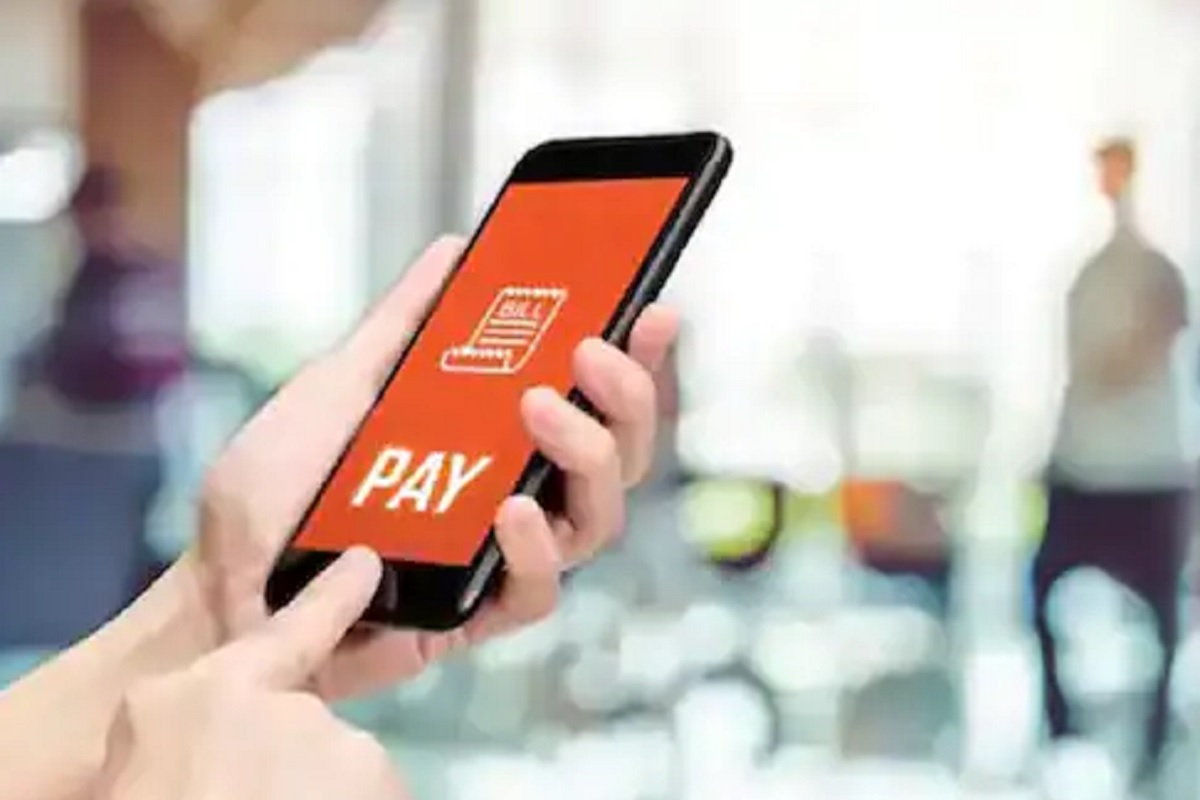 चुकीच्या अकाउंटमध्ये पैसे ट्रान्सफर झाल्यास कसे मिळतील परत? ही आहे प्रोसेस