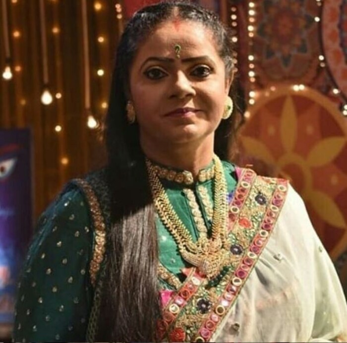 रूपल पटेल रुग्णालयात दाखल झाल्याचं समजताच त्यांच्या चाहत्यांनी त्यांच्या स्वास्थ्यासाठी प्रार्थना करायला सुरुवात केली आहे. 