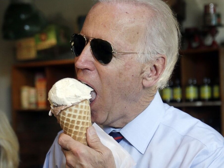 अमेरिकेचे राष्ट्राध्यक्ष जो बायडन यांनासुद्धा आईस्क्रीम खूप आवडतं. आईस्क्रीम दिसताच ते एखाद्या लहान मुलासारखे आनंदी होतात. 