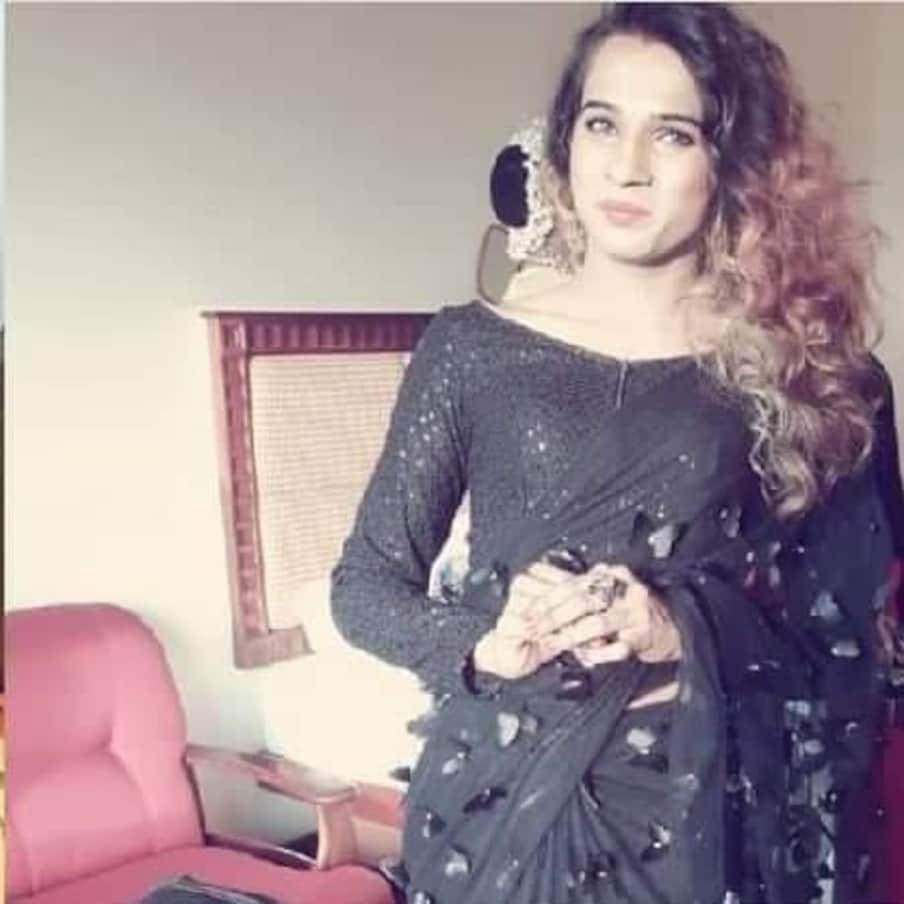 असं म्हटलं जातं की, अनन्याने तिच्या स्वतःच्या शारीरिक त्रासामुळे आत्महत्या केली आहे. पोलिसांनी या प्रकरणाचा तपास सुरू केला आहे. केरळमधील ट्रान्सजेंडर समाजातून विधानसभा निवडणुकीत भाग घेणारी ती पहिली ट्रान्सजेंडर होती. केरळ विधानसभा निवडणुकीपूर्वी प्राणघातक धमक्या मिळाल्यानंतर तिने निवडणूक प्रक्रियेतून माघार घेतली होती. 