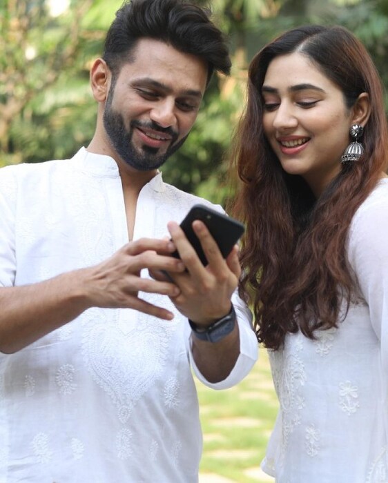 राहुल आणि दिशाच्या चाहत्यांकडून त्यांच्यावर कौतुकाचा वर्षाव होत आहे. 