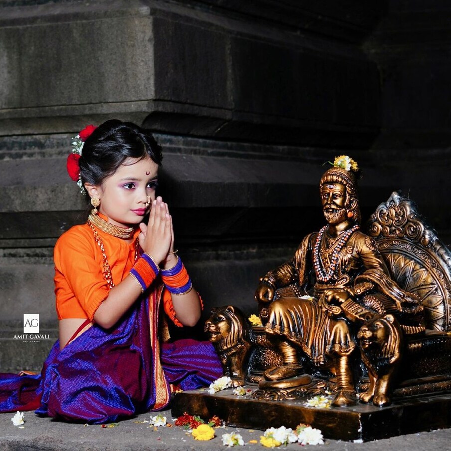 मिमीचार्वीचे पारंपरिक शुट तिच्या चाहत्यांना फारच आवडत आहेत.