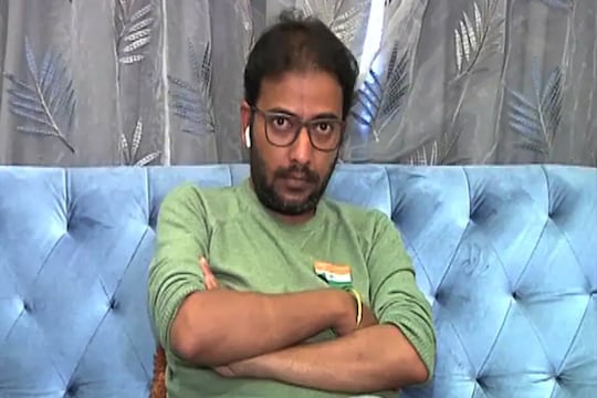 ‘महाराष्ट्रात राहून पैसे कमावता अन् संकट आलं की पळता’; अमेय खोपकर यांचा बॉलिवूडवर निशाणा