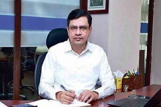 अधिकारी ते केंद्रीय मंत्री, अश्विनी वैष्णव यांचा थक्क करणारा प्रवास, वाजपेयी-मोदींचे जुने सहकारी