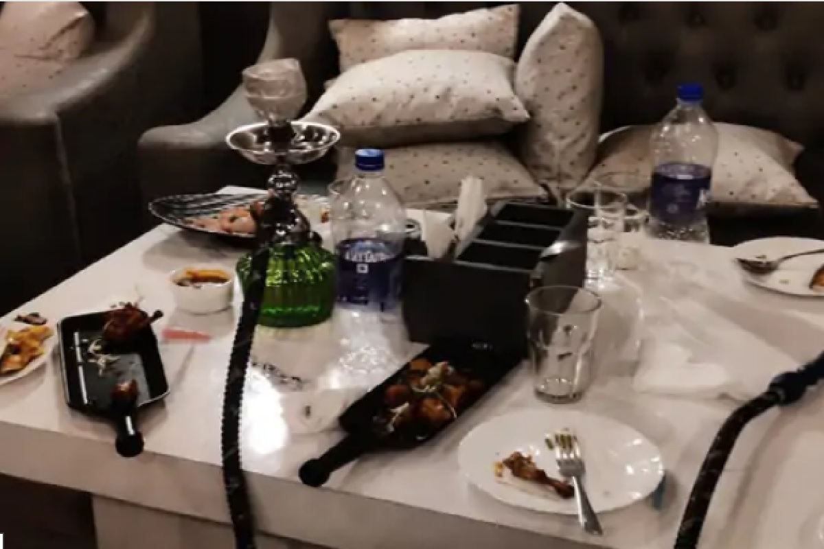 श्रीमंतांच्या पार्टीवर पोलिसांची धाड, उडाली तरुणांची भंबेरी, दादागिरी करणाऱ्यांना दाखवला इंगा