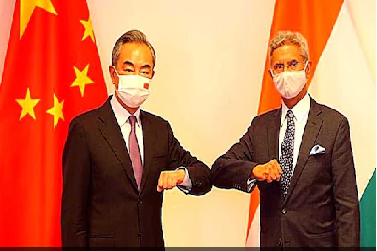 भारताने LAC बाबत दिलेल्या 'या' कडक इशाऱ्यानंतर चीनची सबुरीची भूमिका