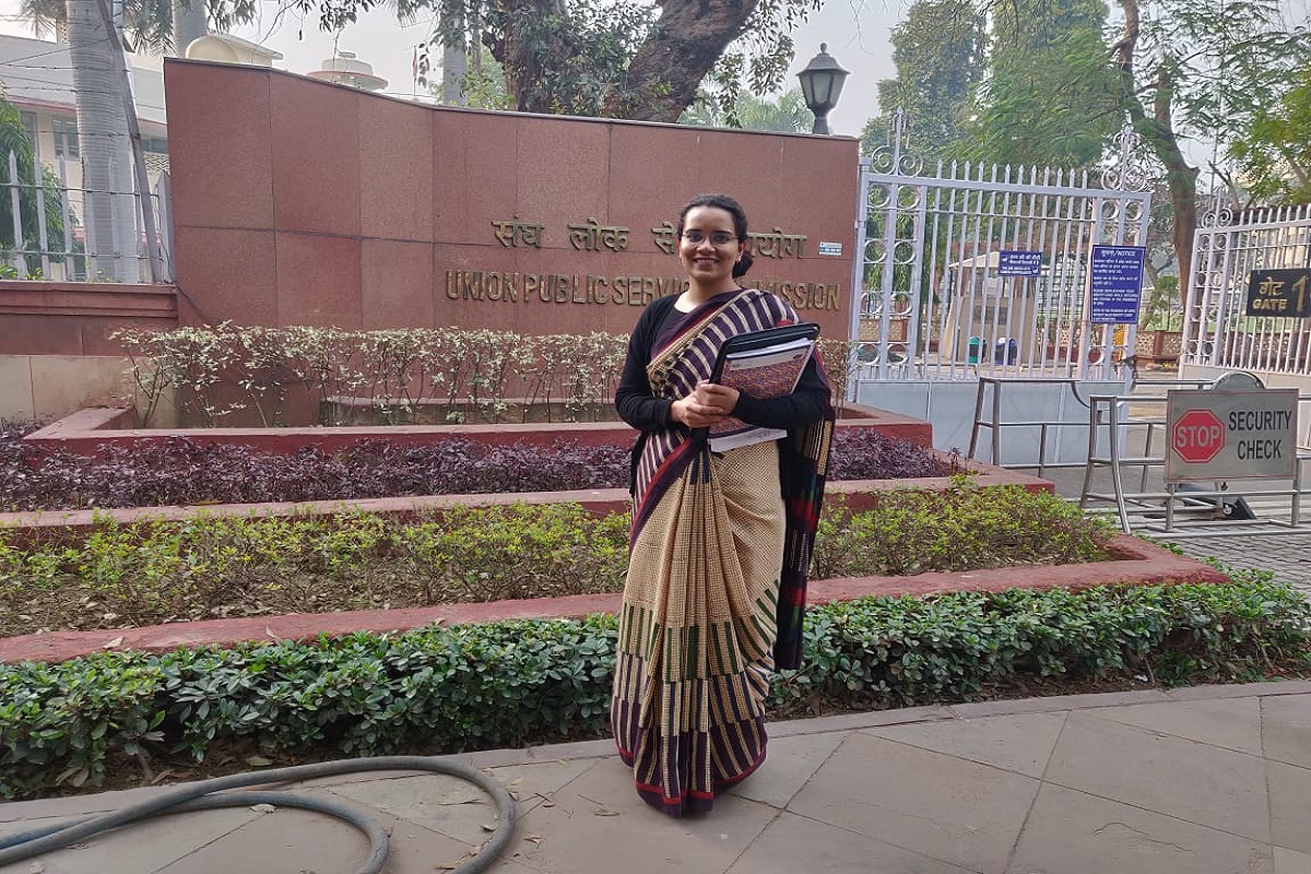 IAS गुंजन द्विवेदी यांना दोन वेळा UPSC परीक्षेत अपयश आलं होतं.