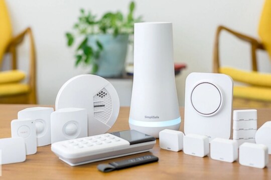 आता तुमच्या Smart Devices ना 'या' स्मार्ट पद्धतींनी ठेवा सुरक्षित; जाणून घ्या महत्त्वाची माहिती