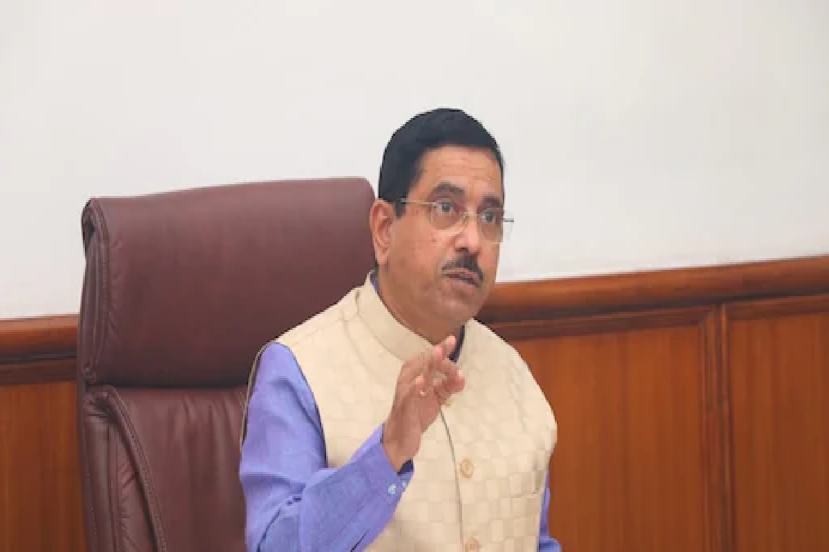 कर्नाटकात ब्राह्मण मुख्यमंत्री होण्याची शक्यता, येडियुरप्पांच्या राजीनाम्यानंतर अनेक नावं चर्चेत