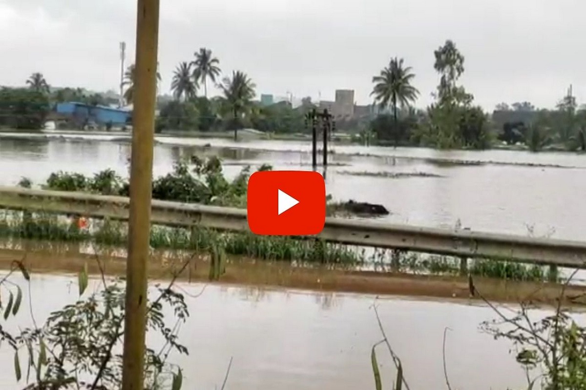 कोल्हापुरात महापुरामुळे अनेक गावांचा संपर्क तुटला; राष्ट्रीय महामार्गावर तब्बल 6 फूट पाणी, धक्कादायक VIDEO