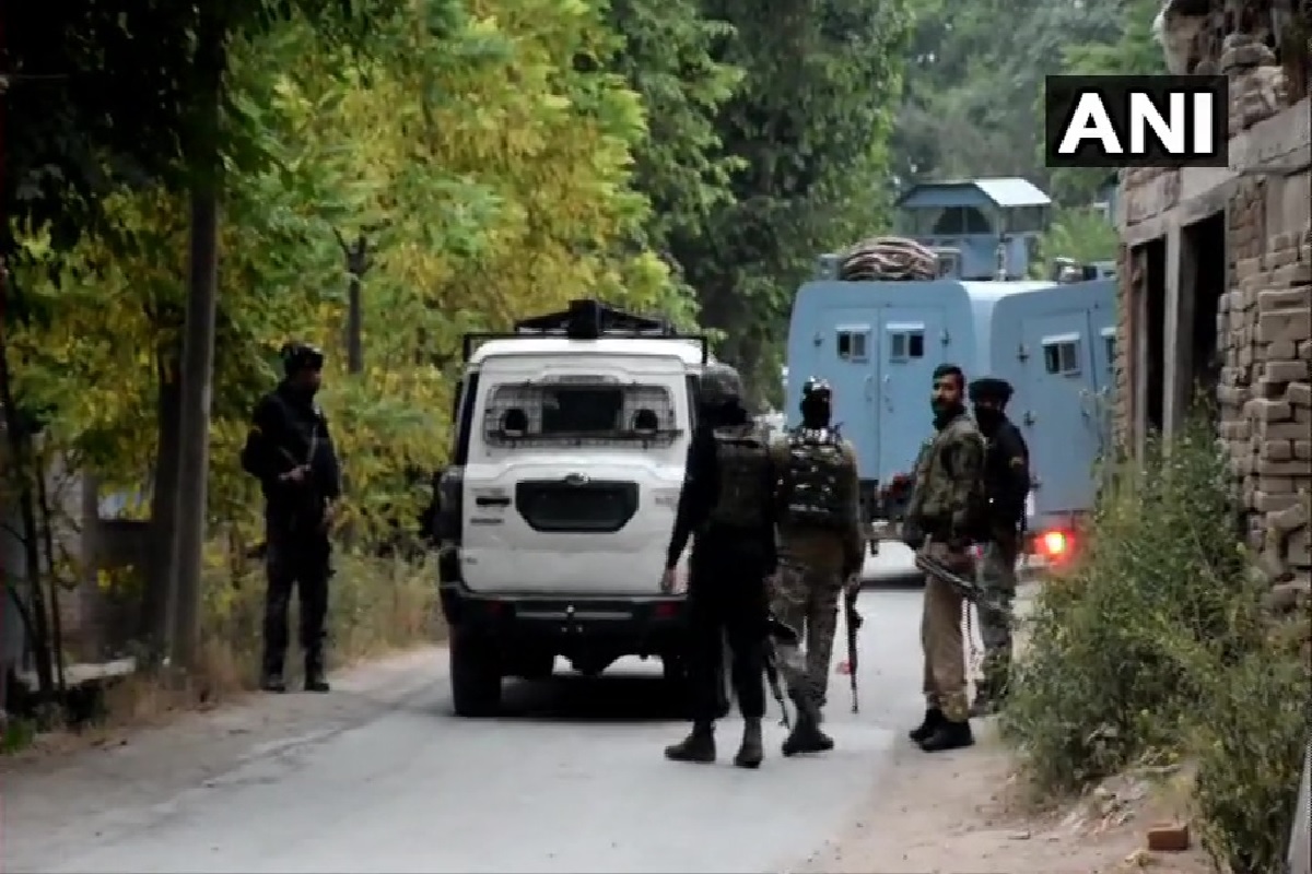 पुचलमध्ये 6 तासांनंतर दोन दहशतवाद्यांचा खात्मा, 24 तासात पाच दहशतवादी ठार