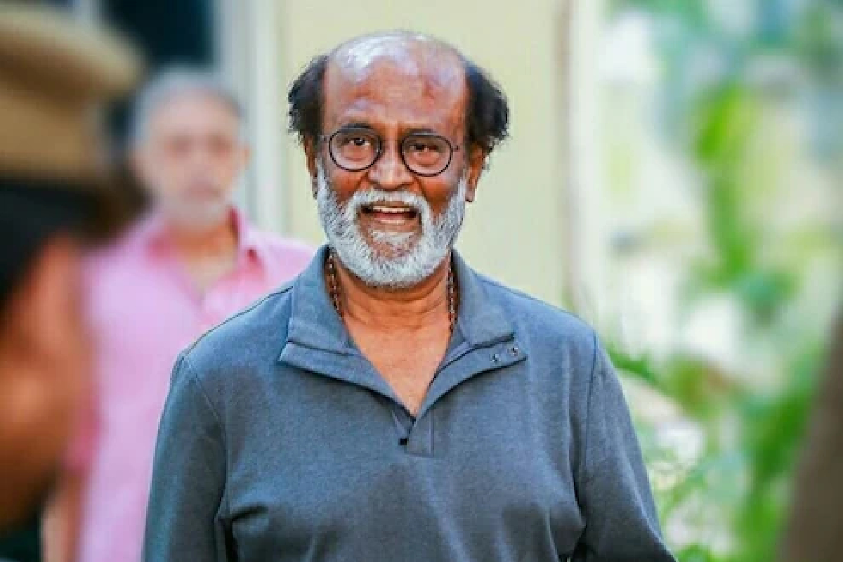 राजकारण नको रे बाबा! रजनीकांत यांनी पक्षच केला बरखास्त