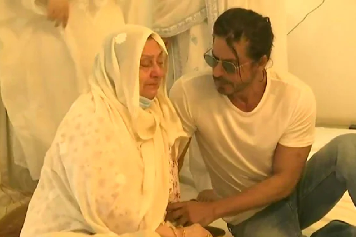 पतीच्या निधनाची बातमी कळताच सायरा बानोंनी उच्चारला 'हा' शब्द; म्हणाल्या...