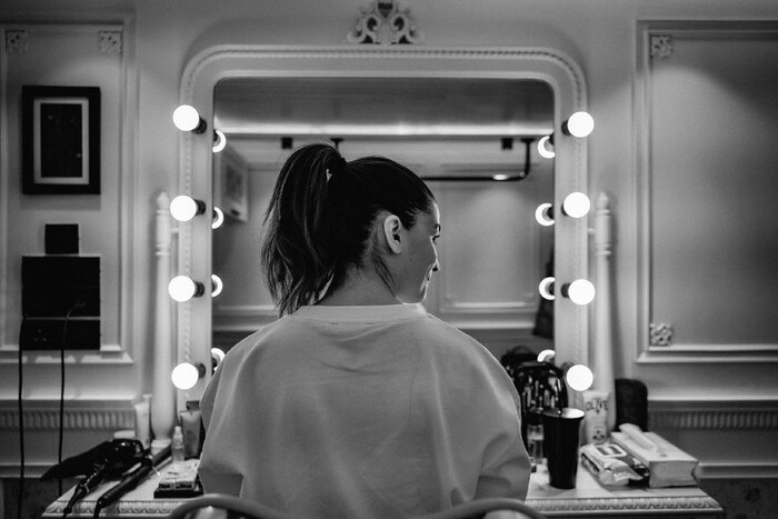 शाहरुख खान (Shah Rukh Khan) आलियाच्या या कामामुळे प्रचंड खुश आहे. लक्षवेधी बाब म्हणजे त्यानं आलियाला स्वतःसाठी काम देखील मागितलं आहे.