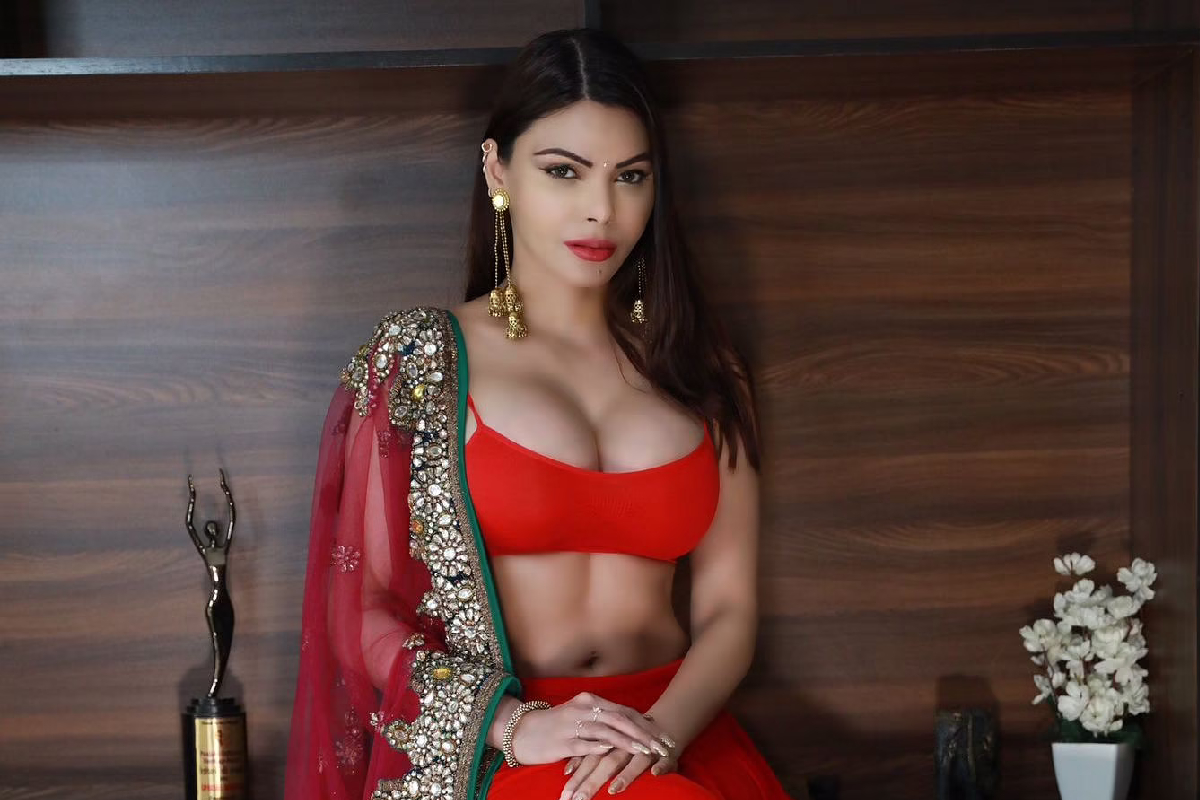 Pornography प्रकरणी Sherlyn-पूनमला कोर्टाचा दिलासा; दिला महत्त्वाचा निर्णय