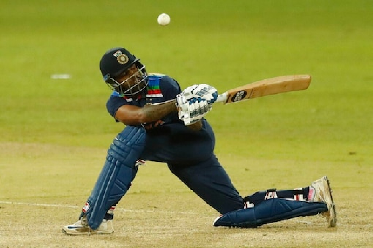IND vs SL : सूर्यासोबत पहिल्या टी-20 मध्ये 'अन्याय', झहीरने उपस्थित केला प्रश्न