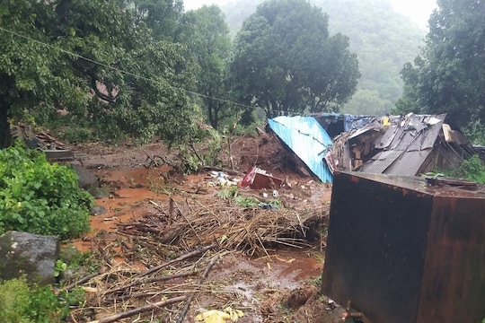 Mahad Tragedy: महाडमध्ये मोठी दुर्घटना; तळीये गावात दरड कोसळून 38 जणांचा मृत्यू, मृतांचा आकडा वाढण्याची भीती
