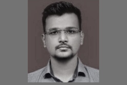 पुण्यात MPSCच्या परीक्षेत उत्तीर्ण झालेल्या स्वप्निलची आत्महत्या, सुसाईट नोट समोर पुण्यात MPSCच्या परीक्षेत उत्तीर्ण झालेल्या स्वप्निलची आत्महत्या, सुसाईट नोट समोर