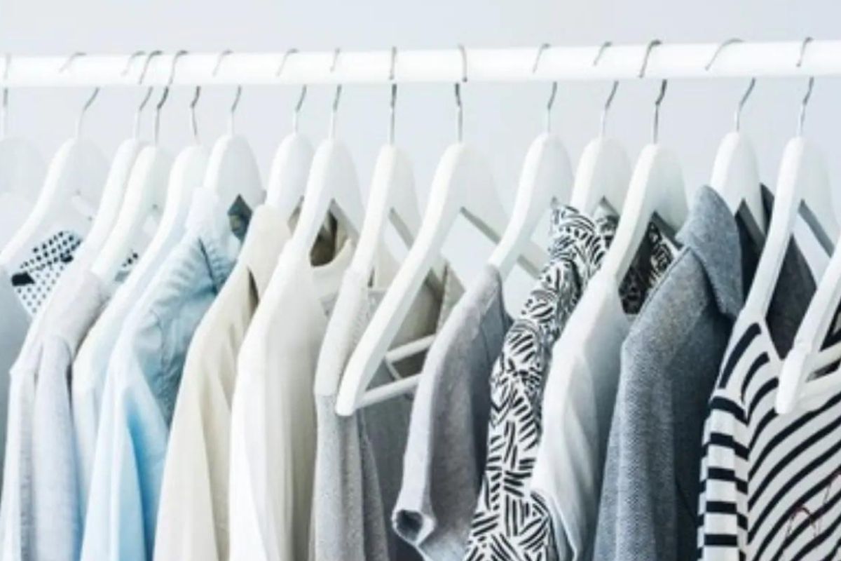 जुने कपडे दान करून मिळवा मोठा फायदा; पाहा काय आहे ‘रRaymond’ची नवी एक्सचेंज ऑफर