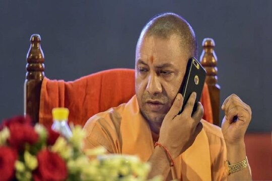 जिल्हा पंचायत बोर्डाच्या बैठकीत अलीगढचं नाव बदलण्याचा प्रस्ताव मंजूर झाला आहे.