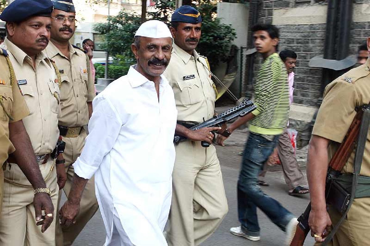 अरुण गवळी कारागृहातून गिरवतोय शिक्षणाचे धडे, अंडरवर्ल्ड डॉन तीन विषयात PASS; पाहा BA ची मार्कशीट