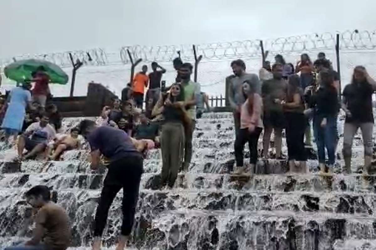 लोणावळ्यात पर्यटनस्थळी प्रशासनाकडून कलम 144 लागू, एक किलोमीटरपर्यंत वाहनांना बंदी