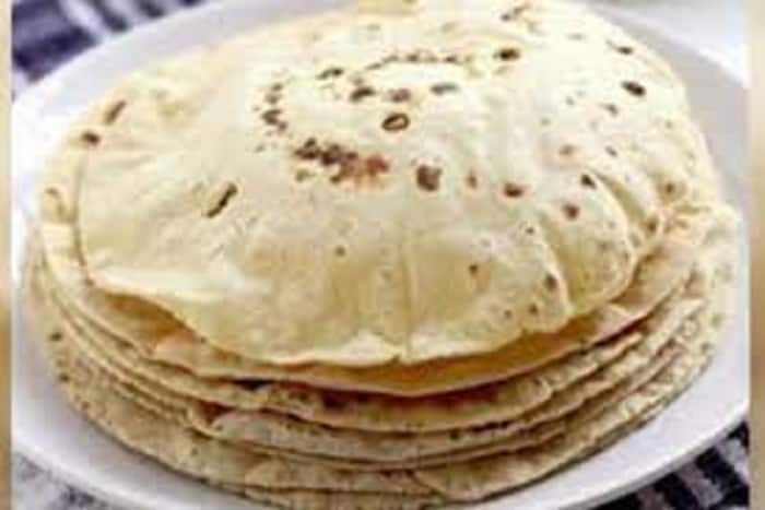 रेड मिट, चीज, लोणी, तळलेले पदार्थ, तूप, किंवा हाय कोलेस्ट्रॉल असलेले पदार्थ टाळावेत. मैदा, साखर यांचं प्रमाण कमी करावं. अल्कोहोल, स्मोकिंग बंद करावं, चपाती खाण बदं करून मल्टीग्रेनचा वापर करावा.