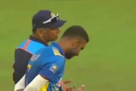 IND vs SL : द्रविड श्रीलंकेच्या कर्णधारासोबत काय बोलला? गुपित उलगडलं!