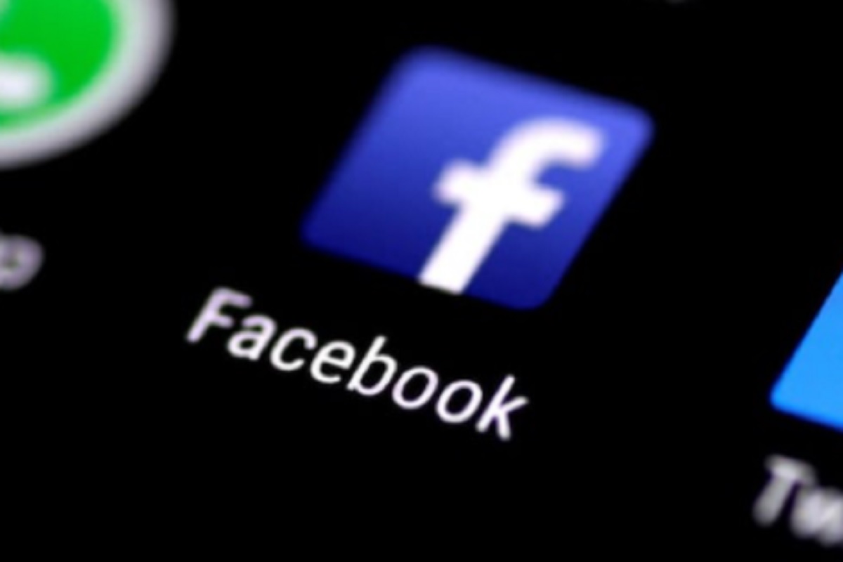 9 धोकादायक Apps कडून Facebook पासवर्ड्सची चोरी; पाहा कसं सुरक्षित ठेवाल तुमचं FB अकाउंट