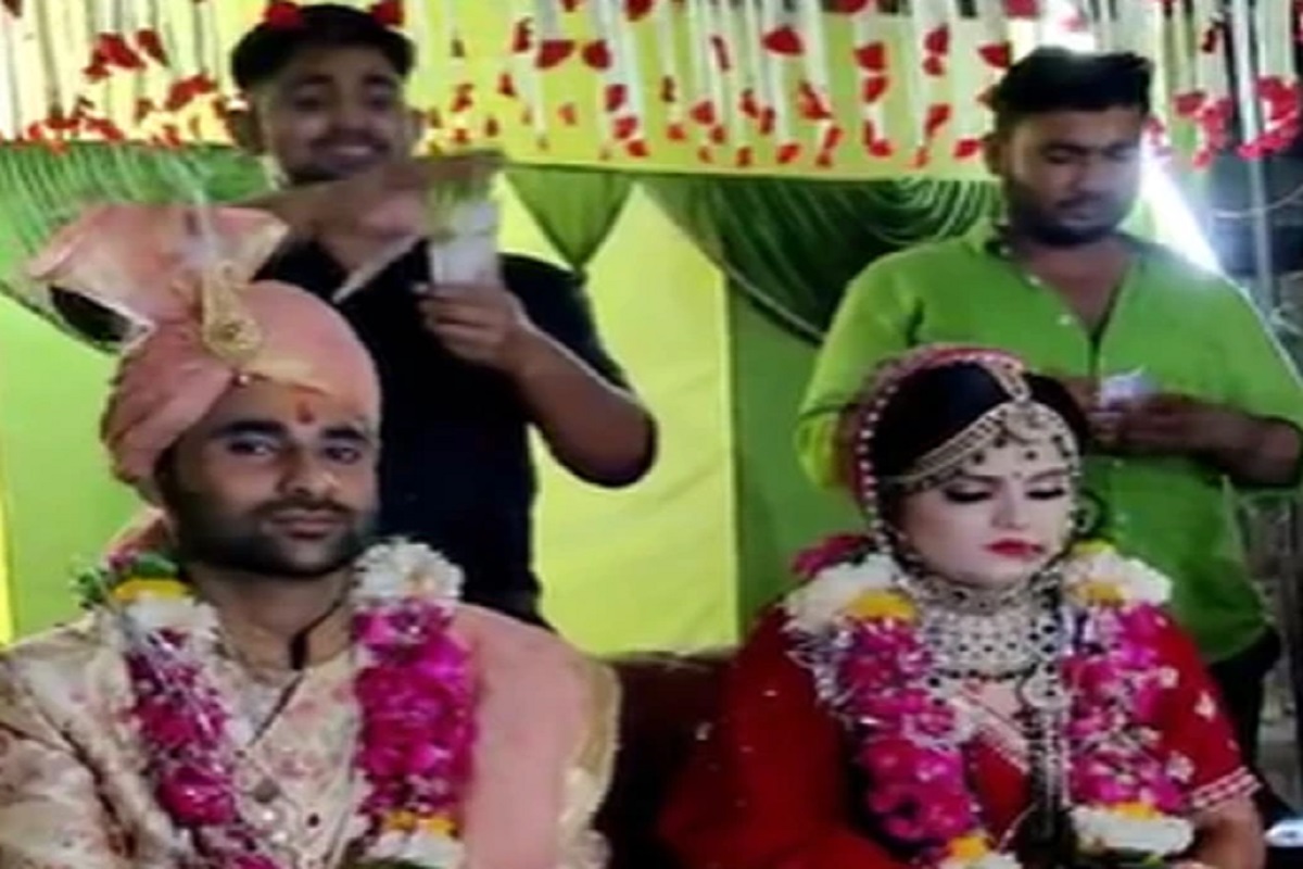 करवल्या नाही नवरदेवाच्या मित्रानेच लुटली लग्नाची मजा; स्टेजवर असं काही केलं की नजरच हटणार नाही