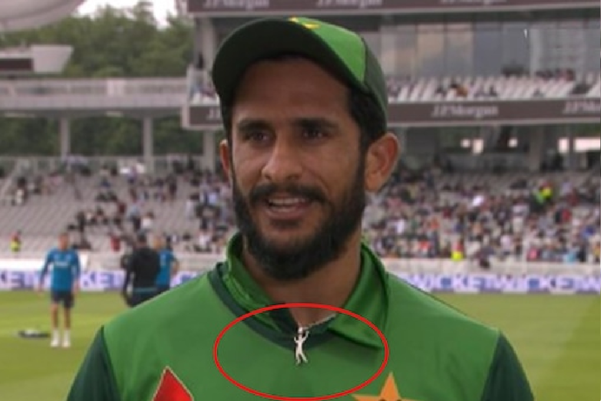 ENG vs PAK: गळ्यातल्या लॉकेटमुळे पाकिस्तानचा हसन अली पुन्हा चर्चेत
