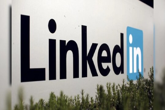 LinkedIn वर अकाउंट असेल तर तुमची वैयक्तिक माहिती धोक्यात! लाखोंचा डेटा लीक