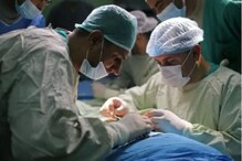 हस्तमैथून करताना टाळ्यात अडकला प्रायव्हेट पार्ट; तब्बल 2 आठवडे वेदना केल्या सहन हस्तमैथून करताना टाळ्यात अडकला प्रायव्हेट पार्ट; तब्बल 2 आठवडे वेदना केल्या सहन