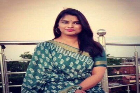 आयएएस अधिकारी प्रतिभा वर्मा  या सुलतानपूरच्या रहणाऱ्या आहेत