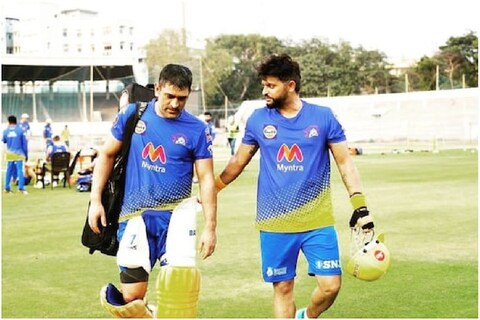 आयपाीएलचा पुढील सिझन (IPL 2022) 10 टीममध्ये होणार आहे. या आयपीएलपूर्वी चेन्नई सुपर किंग्सचा दिग्गज बॅट्समन सुरेश रैनानं (Suresh Raina) मोठी घोषणा केली आहे.