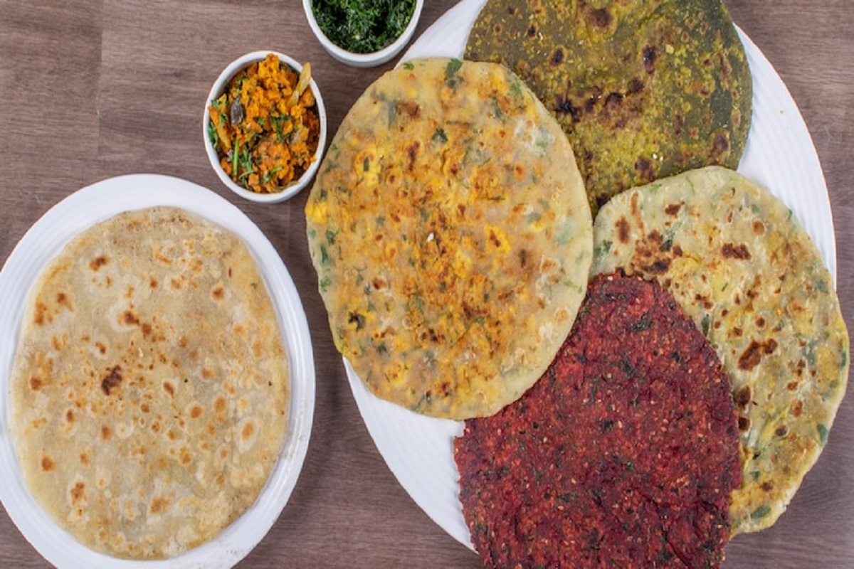 सकाळच्या वेळी हेल्दी नाश्ता हवा म्हणून पराठा खाऊ नये.