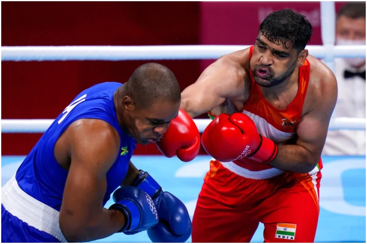 Tokyo Olympics: क्वार्टर फायनलमध्ये पोहोचला बॉक्सर सतीश कुमार, पदकापासून अवघं एक पाऊल दूर