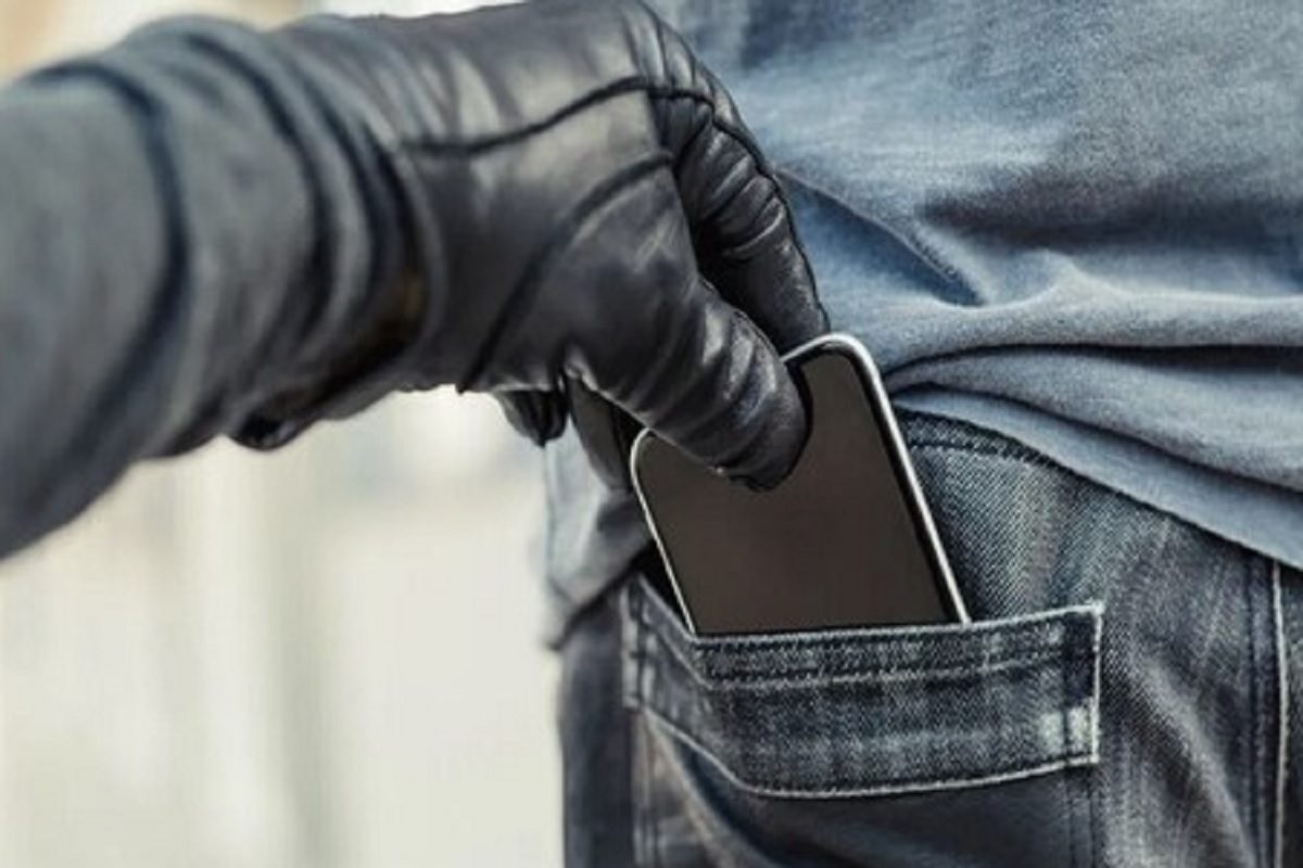 Mobile Phone चोरी झाल्यास आता सरकारच करणार मदत, करावं लागेल हे एक काम