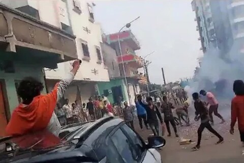 मागील महिन्याभरातील ही चौथी घटना आहे. त्यामुळे सूरत पोलिसांच्या कार्यक्षमतेवर प्रश्नचिन्ह उपस्थितीत केले जात आहे. 