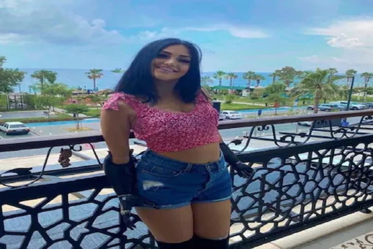 हातपाय गमावले पण हार मानली नाही; 24 वर्षांची बेझा 4 वर्षांपासून 'त्याच्या' प्रतीक्षेत