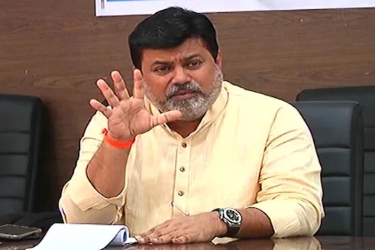 ''महाराष्ट्रातील जनता नक्की निवडणुकीत भाजपला भुईसपाट करुन देईल'', शिवसेना भवन फोडू म्हणणाऱ्या प्रसाद लाड यांच्या विधानावर उदय सामंतांची जोरदार टीका