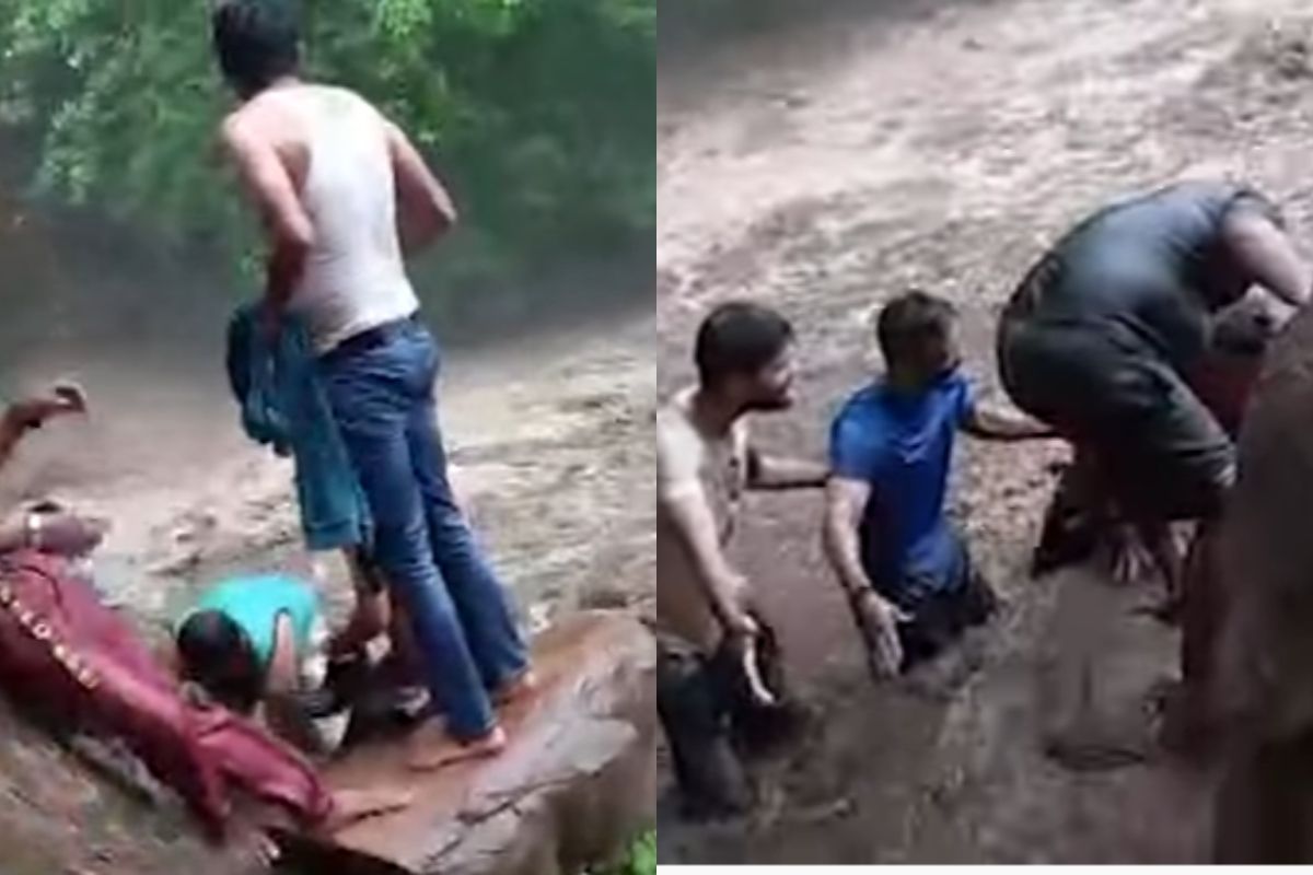 VIDEO : धबधब्याखाली लहान मुलांसह करीत होते मजा-मस्ती; अचानक पाणी पातळी वाढली आणि चित्रचं पालटलं