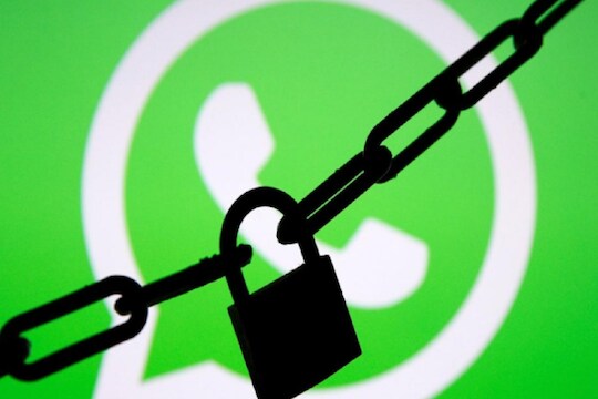 WhatsApp वर फॉलो करा या सोप्या Tips, अधिक सुरक्षित राहतील तुमचे चॅट्स